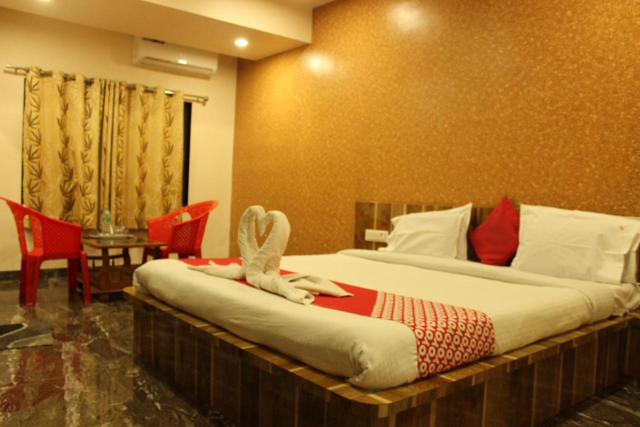 Hotel Silver Resort Daman Exterior photo