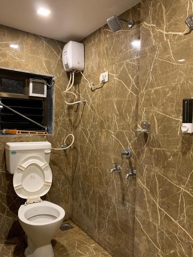 Hotel Silver Resort Daman Exterior photo